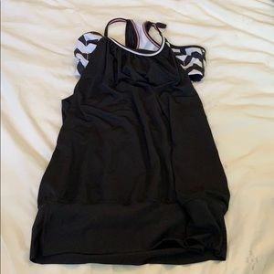 Black lululemon tank size 6